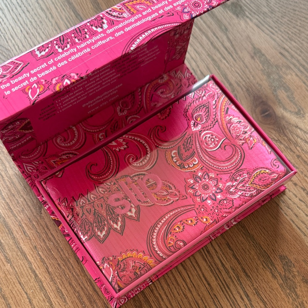 Slip x Alice & Olivia spring paisley pink silk pillowcase queen NIB